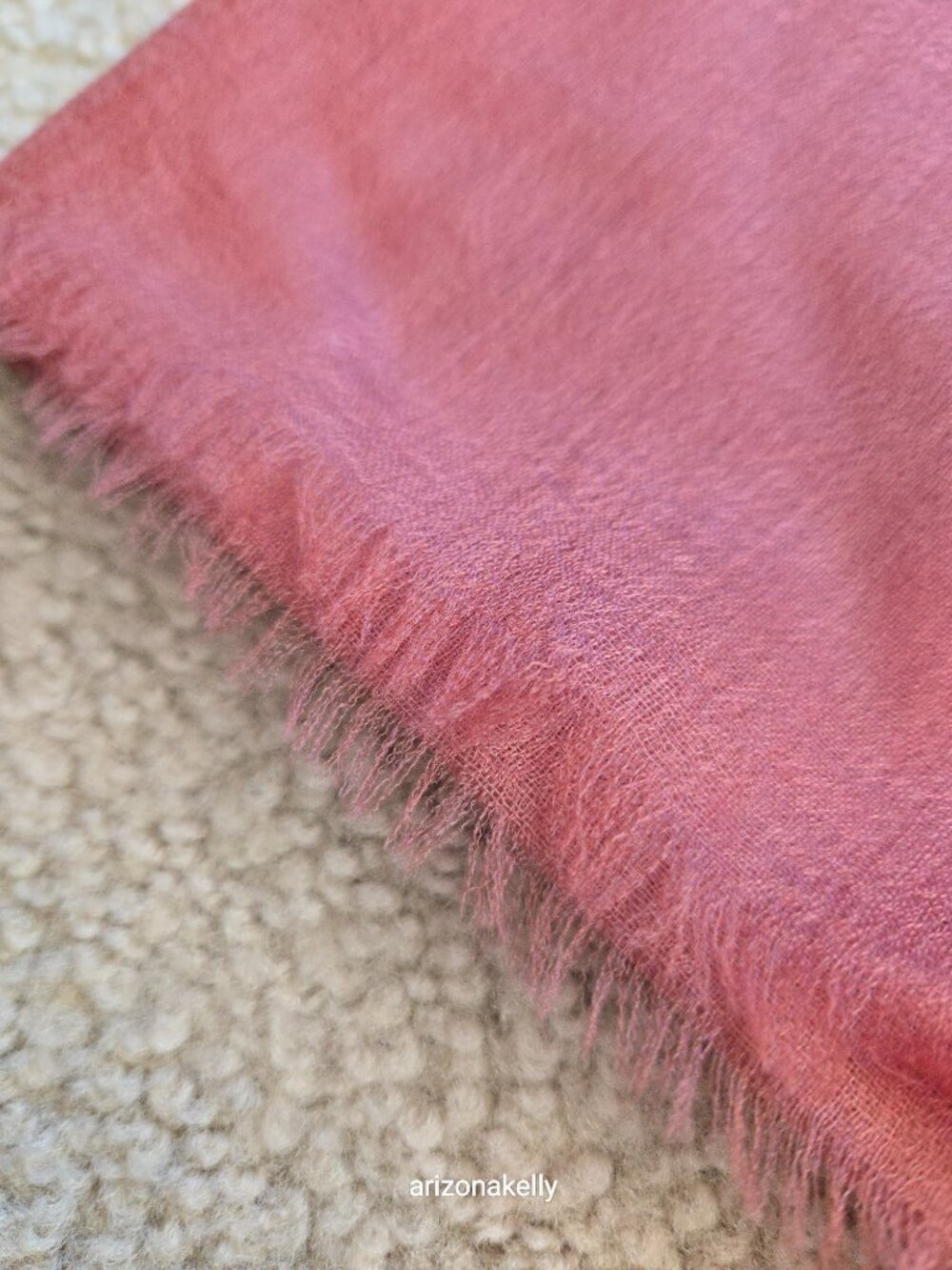 NWOT Ovcio Featherlight Cashmere Scarf Desert Rose Pink - Picture 5 of 13